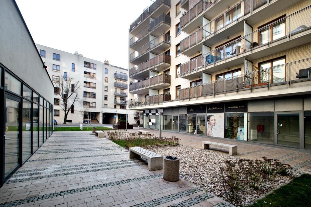 Wolska Serviced Apartments Varsovia Exterior foto