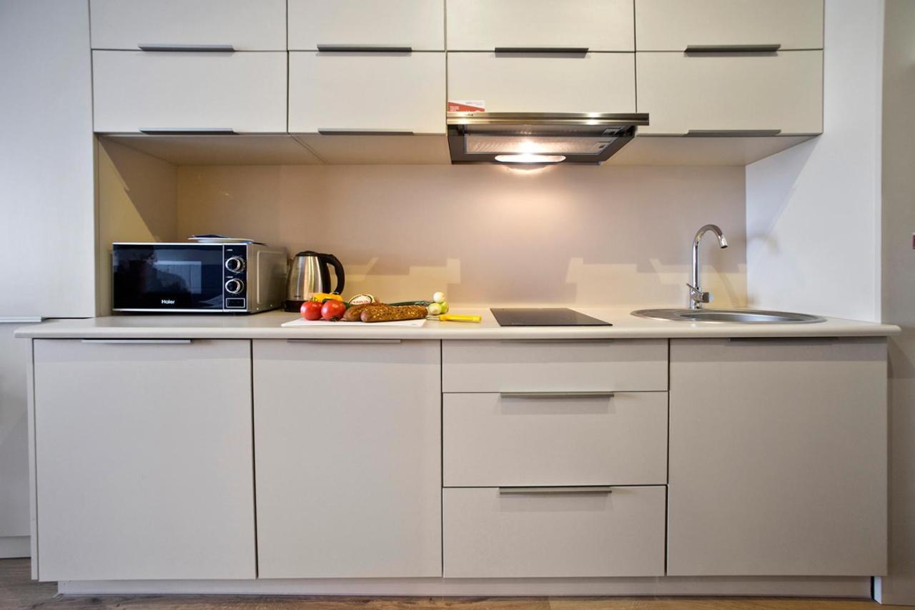 Wolska Serviced Apartments Varsovia Exterior foto