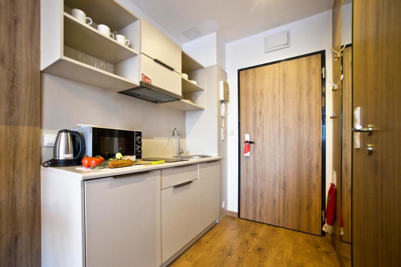 Wolska Serviced Apartments Varsovia Exterior foto